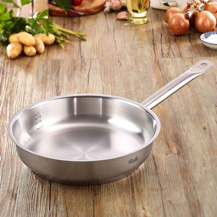 ECJOY!】 Fissler(フィスラー) フィスラー１８－１０フライパン（目盛付）８４－３６８－２８１ ２８㎝ 【AHI2803】【特価￥32,536～】